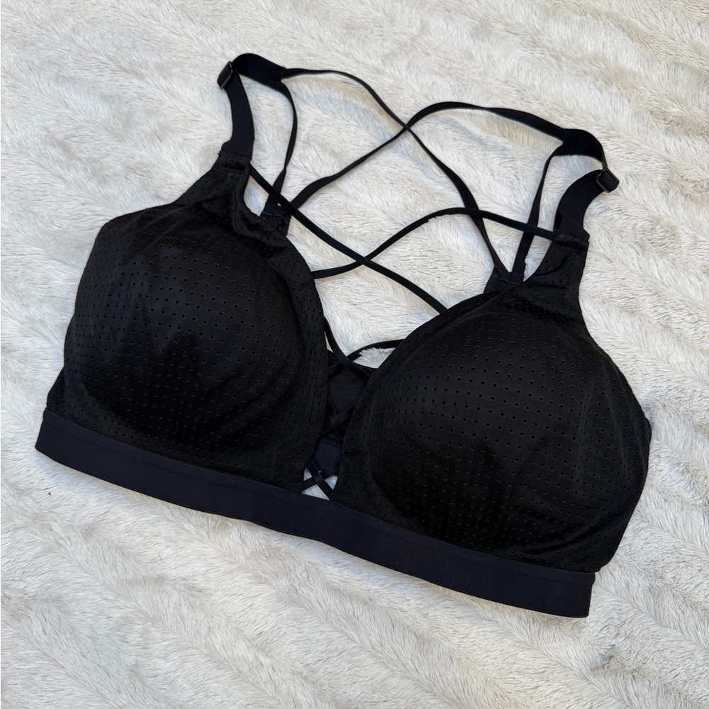 Black Strappy Victorias Sport Br
